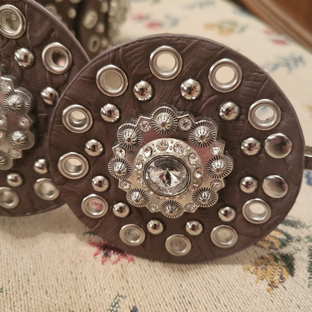 Nocona Jeweled Disc Shaped Belt S - Picture 5 of 5